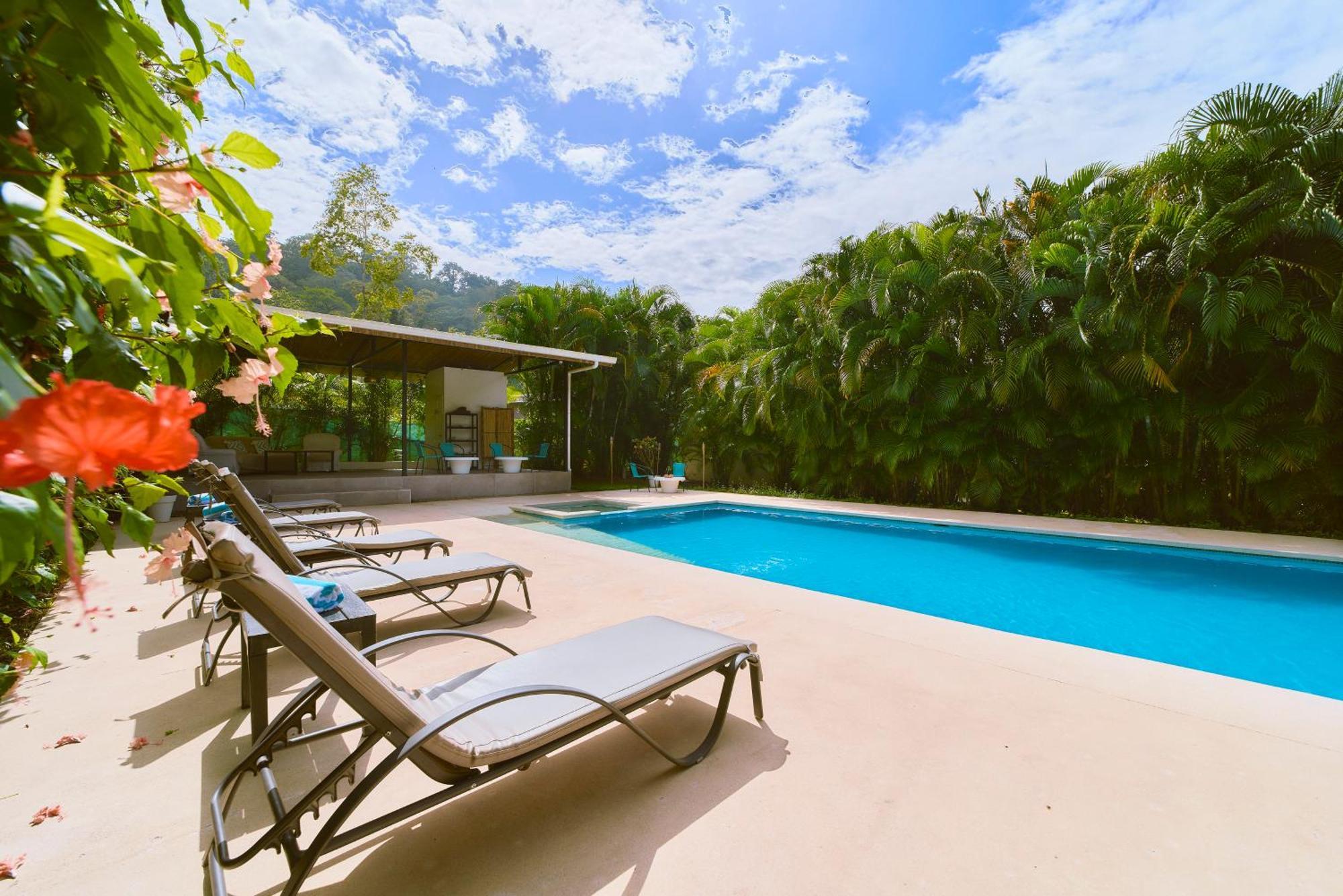 La Tica Y La Gata Hotel Puerto Viejo de Talamanca ภายนอก รูปภาพ
